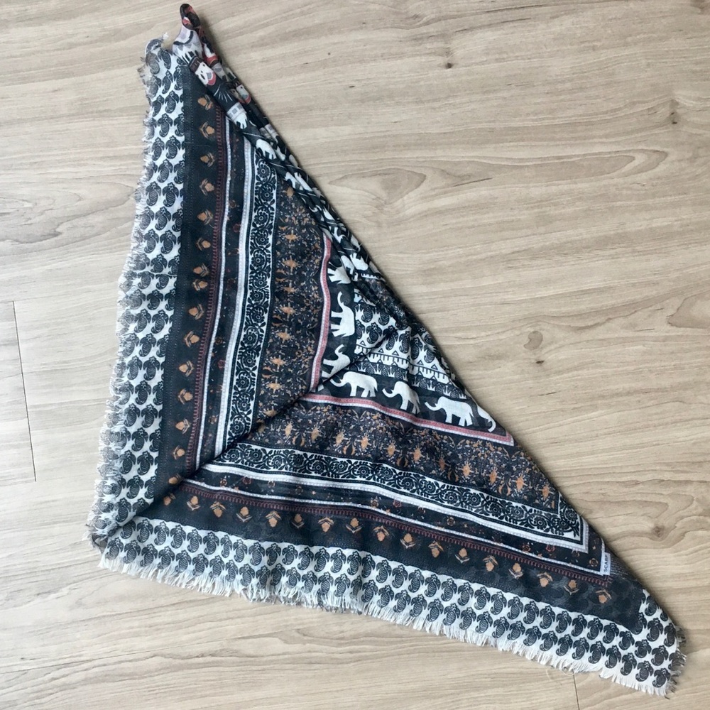 Elephant scarf